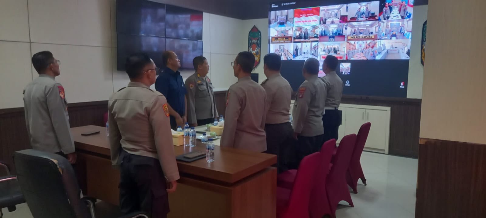 Kumpul di Command Center, Polresta Palangka Raya Ikuti Vicon Penanganan Karhutla Polda Kalteng