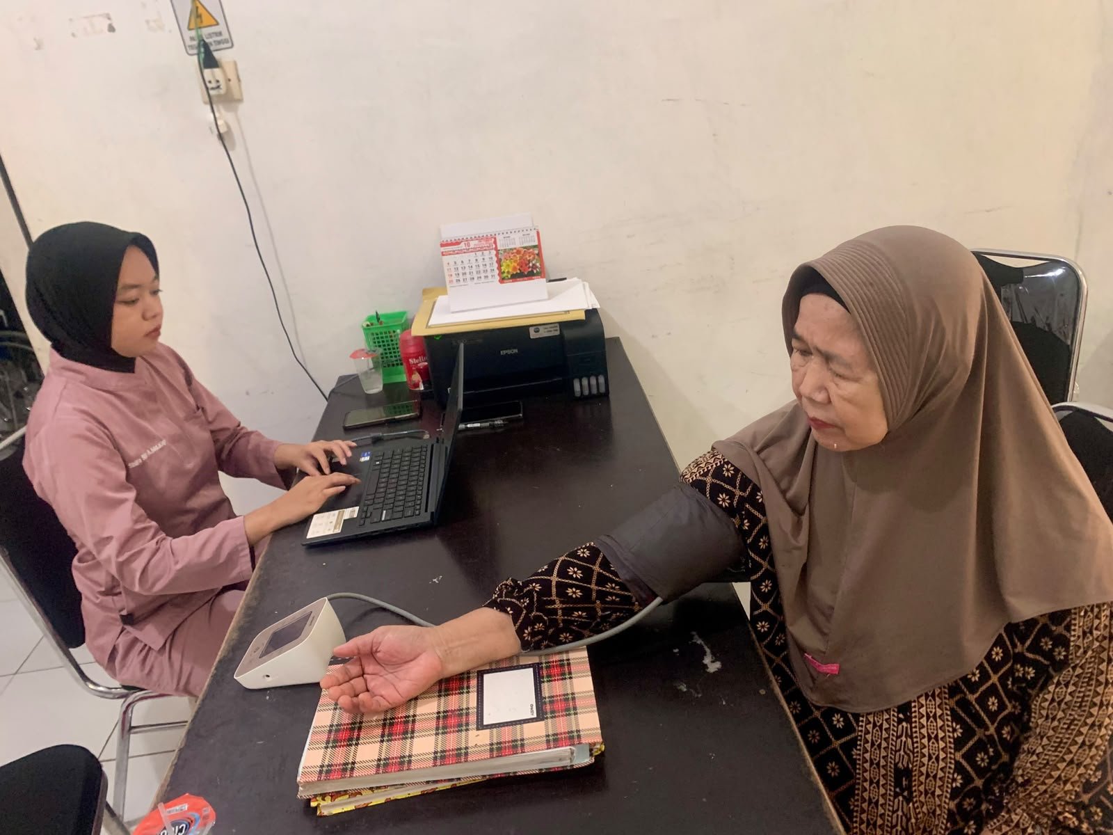 Layani Personel dan Keluarga, Sidokkes Polresta Palangka Raya Berikan Pelayanan Kesehatan
