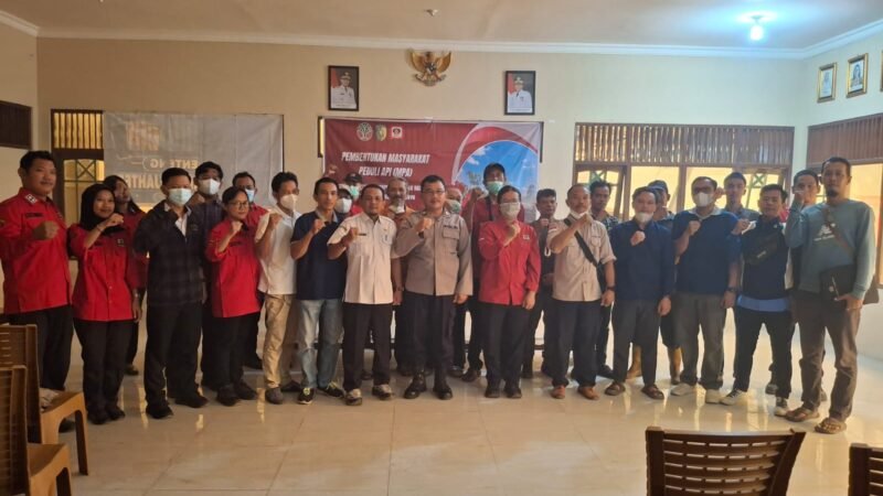 Cegah Karhutla, Polsek Pahandut Dukung Pelatihan MPA Kelurahan Menteng