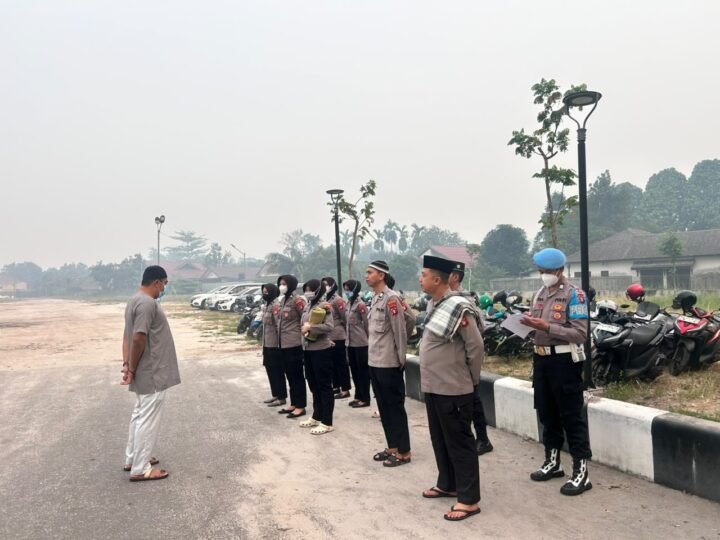 Pastikan Pengamanan Berjalan Lancar, Polresta Palangka Raya Gelar Apel Sebelum Salat Istiska