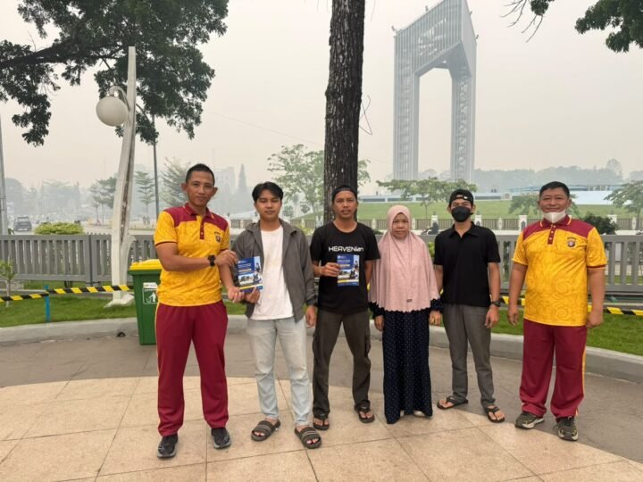 Kenalkan SMA Kemala Taruna Bhayangkara, Polresta Palangka Raya Sosialisasi SPMB di CFD