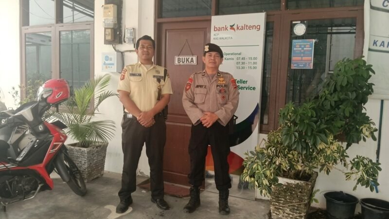 Jaga terus Kenyamanan Nasabah, Satpamobvit Polresta Palangka Raya Perketat Pengamanan Perbankan