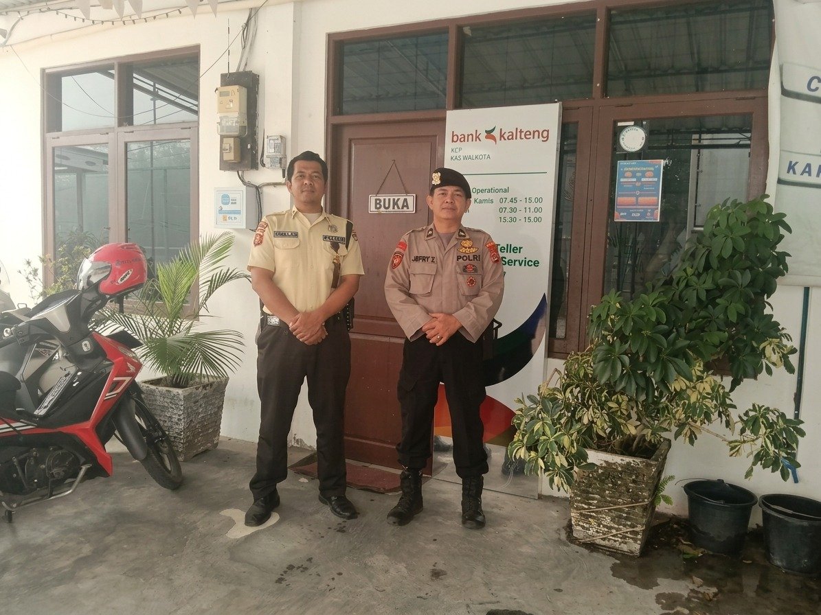 Jaga terus Kenyamanan Nasabah, Satpamobvit Polresta Palangka Raya Perketat Pengamanan Perbankan