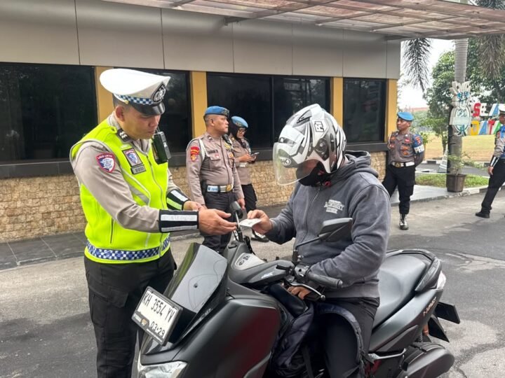 OPERASI PATUH TELABANG 2026, KELENGKAPAN BERKENDARA PERSONEL POLDA KALTENG JUGA DIPERIKSA