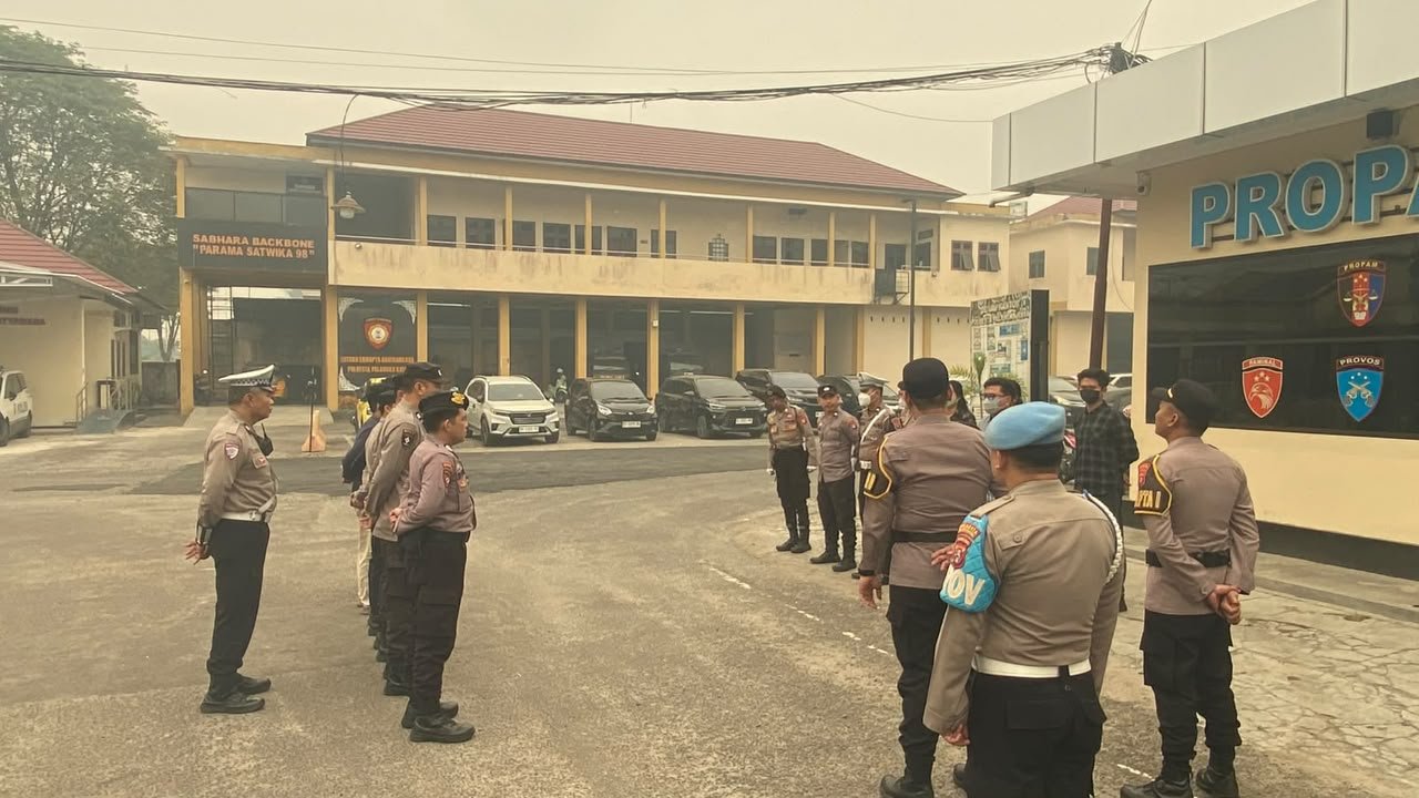 Pastikan Pelayanan Tetap Prima, Pamapta II SPKT Cek Kesiapan Personel Ketika Serah Terima